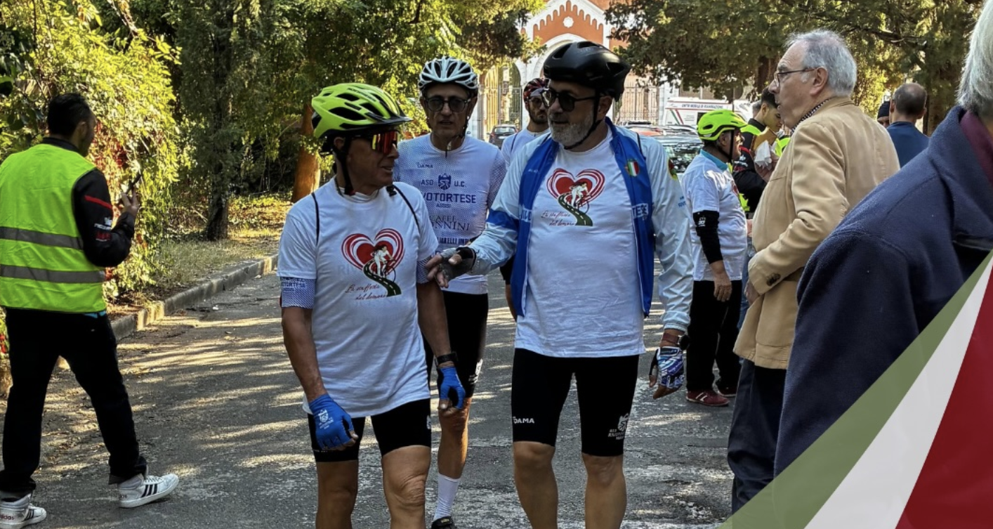 La Staffetta del Domani fa tappa a Pretola: in sella tra territorio, memoria e partecipazione